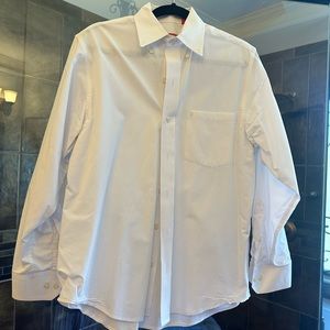 Men’s white small button up long sleeve shirt by Izod